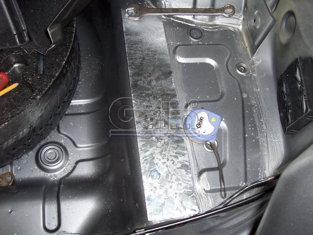 Фаркоп оцинкованный Galia C049A для Chevrolet Aveo седан 2002-2012(паспорт и сертификат в комплекте)(без электрики)