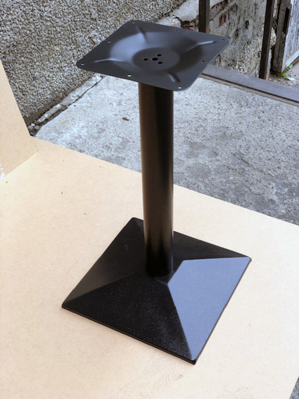 Подстолье стальное 1017EM