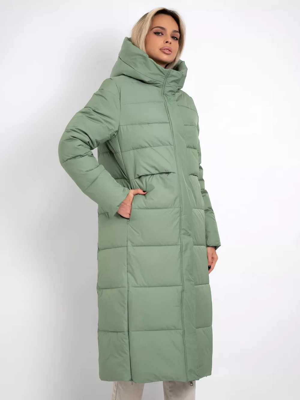 Куртка зимняя длинная с капюшоном пуховик