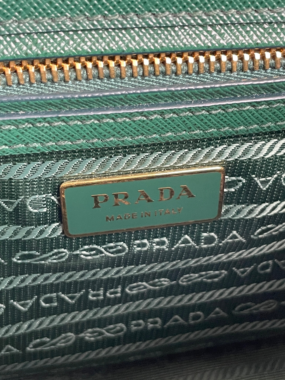 Сумка Prada Galleria Mini Handbag Saffiano