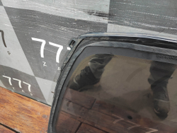 Стекло багажника левое Suzuki Grand Vitara 1 98-05 Б/У Оригинал 8457065D00