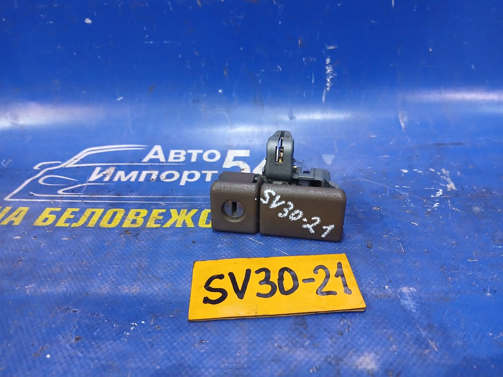 Бардачок пассажирский TOYOTA CAMRY 1994