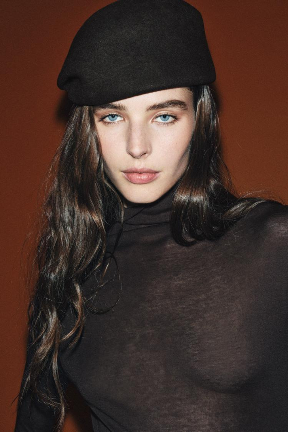 ZARA ФУТБОЛКА ИЗ ХЛОПКА SUPIMA®, КОРИЧНЕВЫЙ