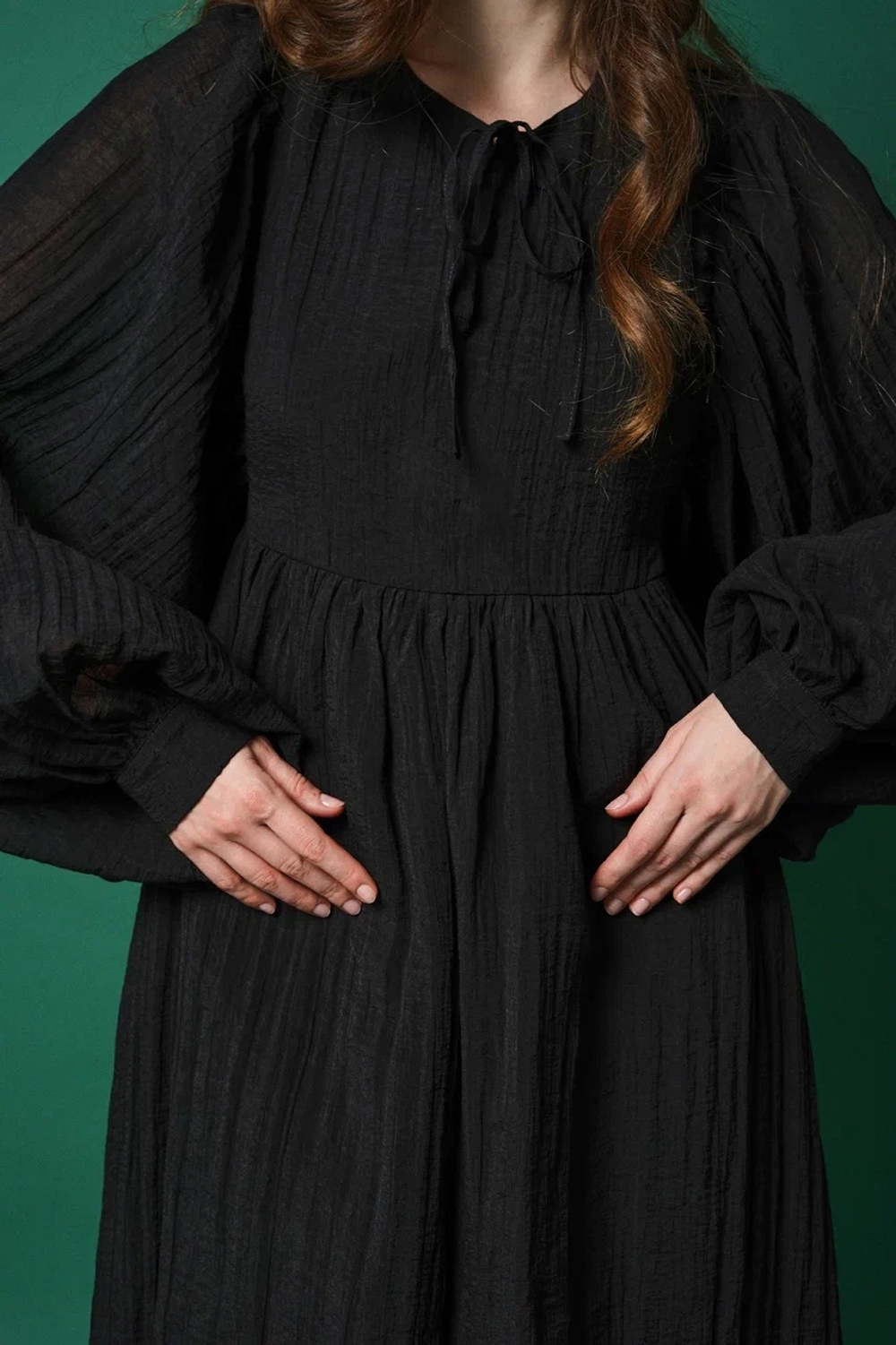 Платье с объемным рукавом, "Карнавальная ночь"