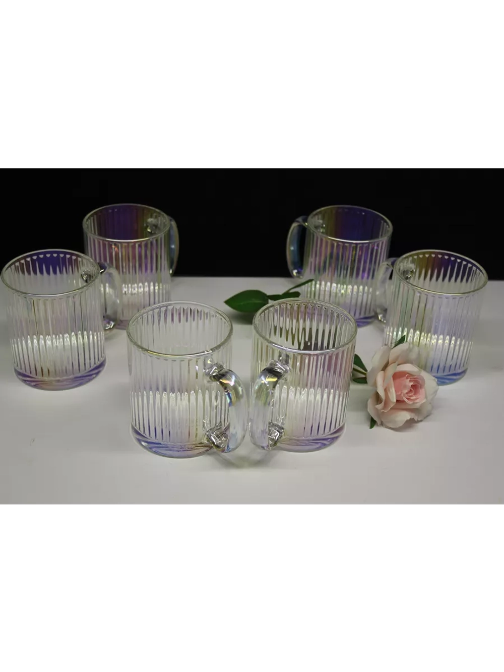 Набор кружек для чая и кофе.