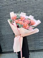 Букет персиковых французских роз