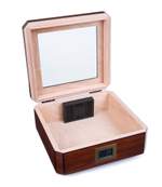 Хьюмидор Lubinski на 30 сигар со стеклом, Орех, Q245