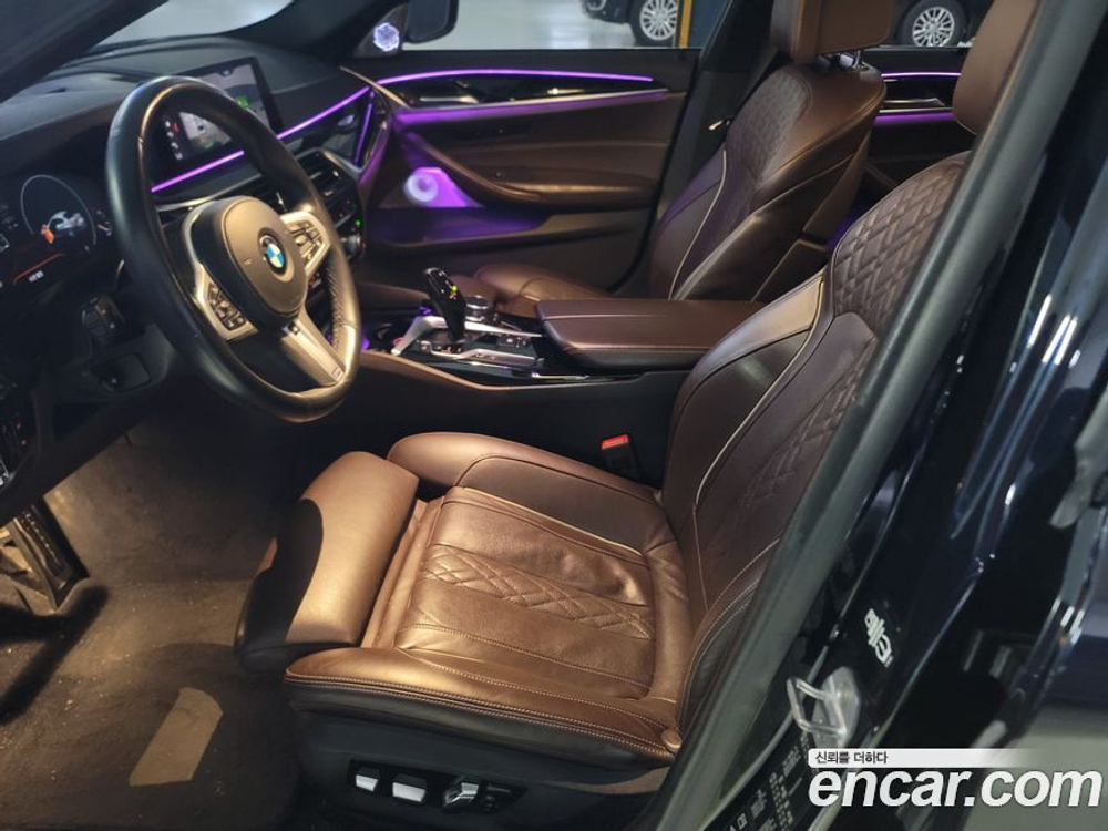 BMW 5 Series (G30) 540i xDrive M Sports Plus (10.2019)