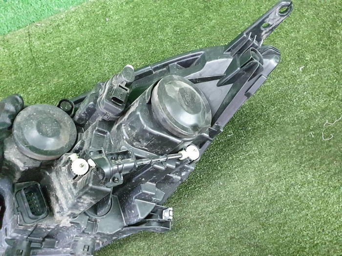 Фара правая Chery Tiggo 4 (18-23) галоген