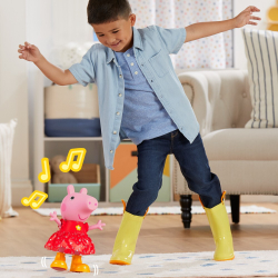 Hasbro Peppa Pig - Грязные лужи Кукла Пеппа Вечеринка с музыкой F8873