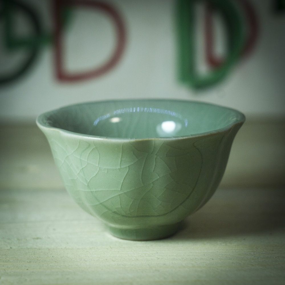 Пиала "Цветок сливы" в форме кубка