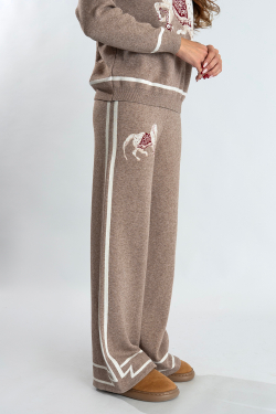 Костюм с принтом