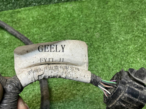 Проводка заднего бампера Geely Tugella (2019-2024)