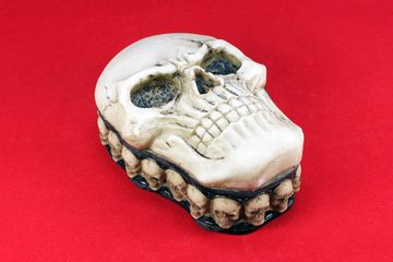 Шкатулка Череп 12см