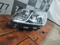 Фара левая галоген Kia Rio 4 (FB) 17-20 Б/У Оригинал 92101H0000