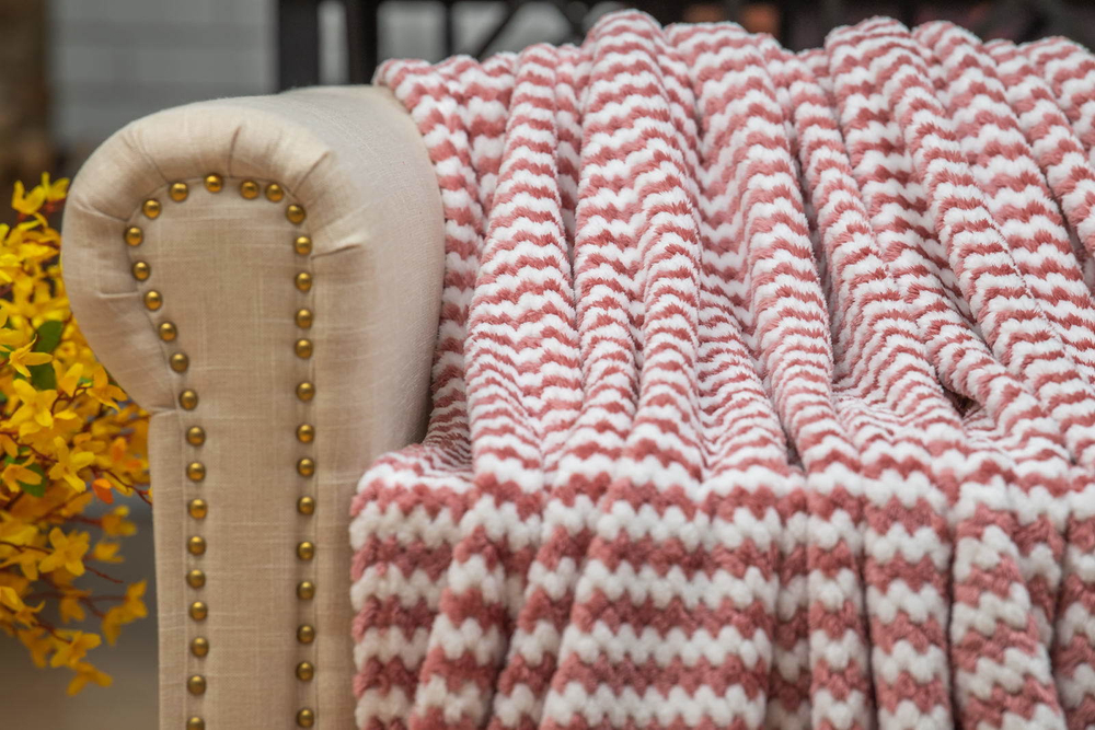 Плед 220х240 Sofi De MarkO Гринда пудра