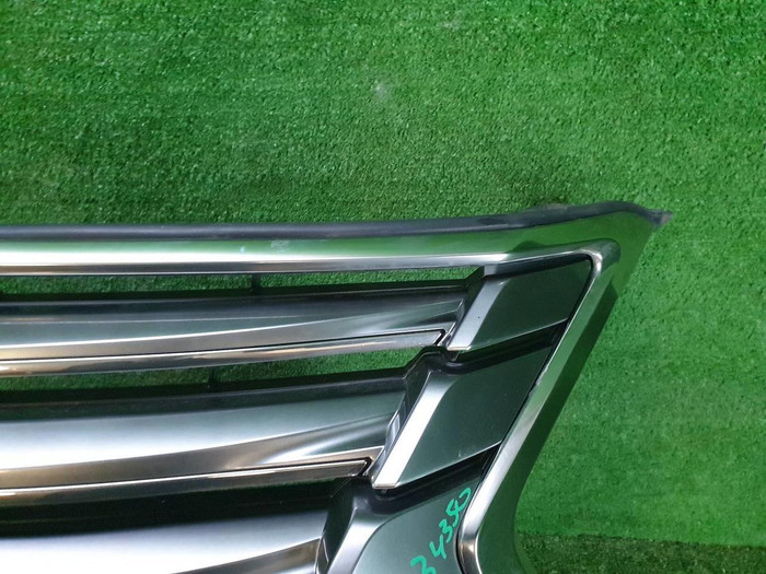 Решетка радиатора Lexus LX 3 (2015-2023)