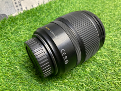 Canon EF-S 15-85mm 3.5-5.6 IS USM