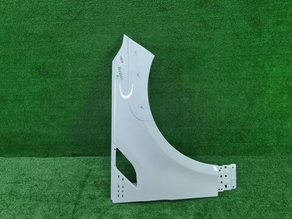 Крыло переднее правое Range Rover Sport 2 L494 (2013-2017)