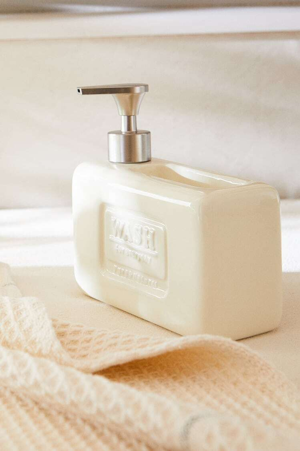 ZARA HOME ДОЗАТОР ЖИДКОСТИ ДЛЯ МЫТЬЯ ПОСУДЫ С КОНТЕЙНЕРОМ, КРЕМОВЫЙ