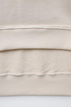 ZARA ТОЛСТОВКА С ПРИНТОМ, ЭКРЮ