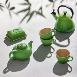 Le Creuset - Чайник Kone для безе 1,6л. / артикул   40101027160000  / GTIN 630870259361