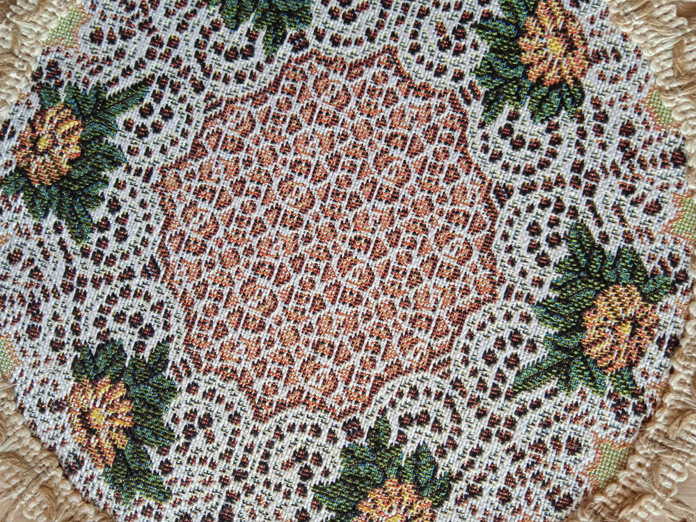 Набор декоративных гобеленовых салфеток Кружево (1 шт 40х60 см +6 шт d 20см.)