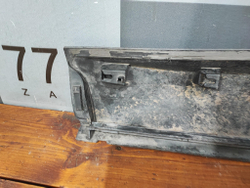 Накладка двери передней правой Skoda Kodiaq 16-нв Б/У Оригинал 565854940