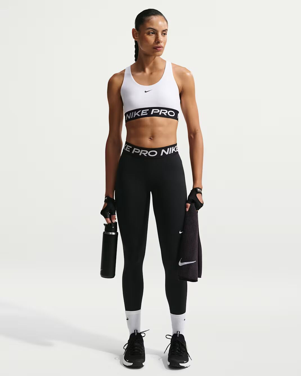 Nike Pro 365 Женский спортивный бюстгальтер без косточек с легкой поддержкой - NIKE