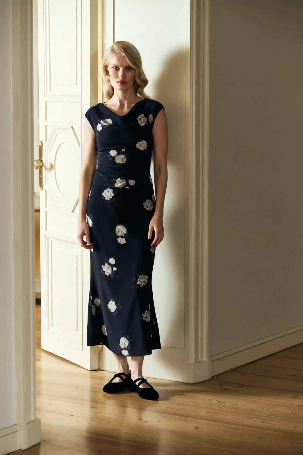 Lucy top, топ из молочного крепдешина с цветочным принтом