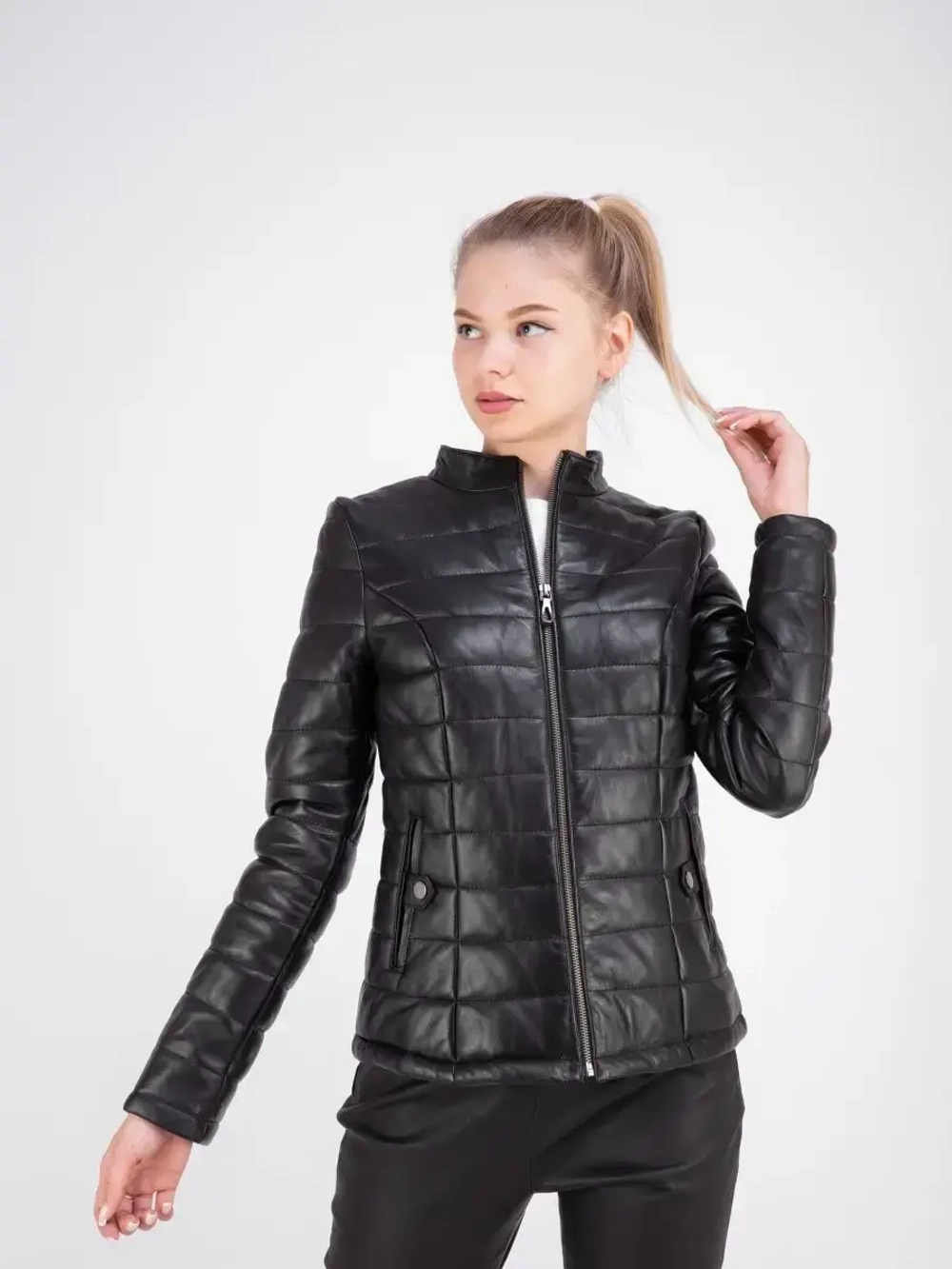Куртка женская из натуральной кожи короткая Турция