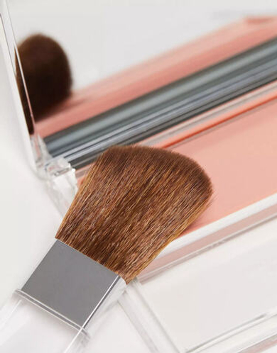 Румяна CLINIQUE  Blushing Blush Powder Blush - Innocent Peach 7g