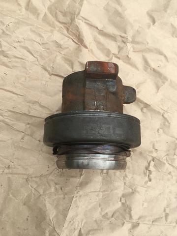 Выжимной подшипник сцепления б/у МАН ТГА/ТГС 81305500270/3151000493