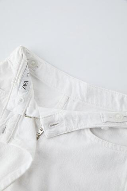 ZARA ДЖИНСОВАЯ ЮБКА-ШОРТЫ, БЕЛЫЙ