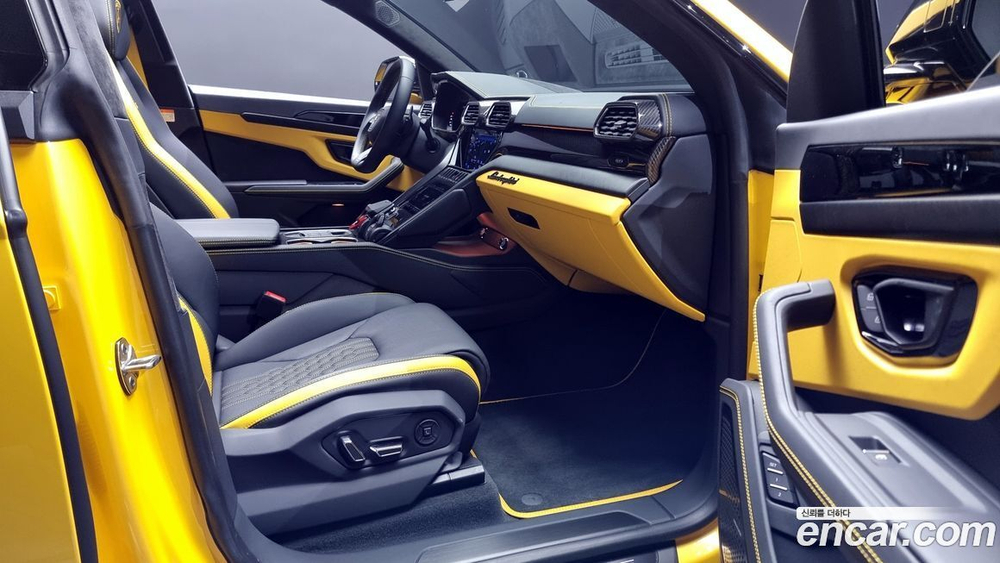 Lamborghini Urus 4.0 V8 S (10.2023)