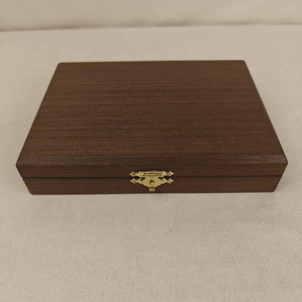 Подарочный набор "Пионы" визитница с ручной росписью Палех и ручка Parker