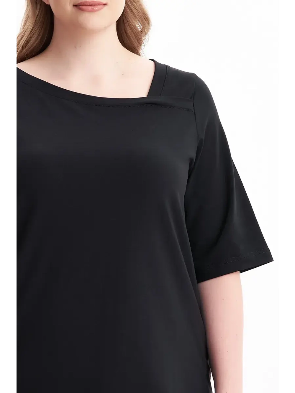 Футболка с широким рукавом