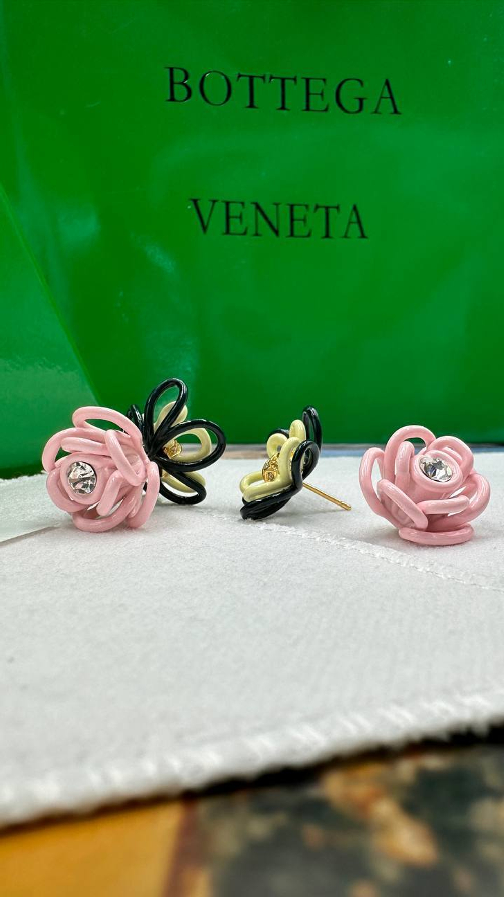 Серьги Bottega Veneta