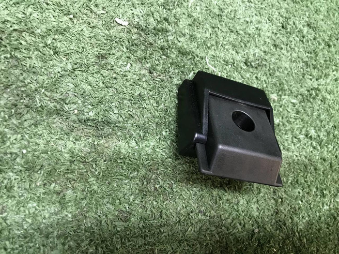 Отбойник крышки багажника Skoda Rapid 2 (20-23)