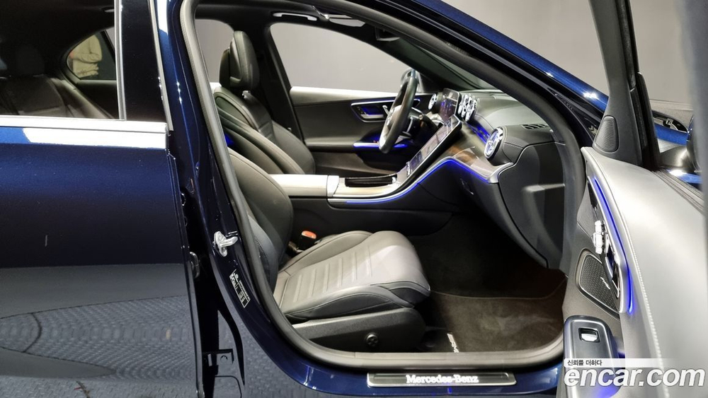 Mercedes-Benz C-Class W206 C300 4MATIC AMG Line (12.2022)