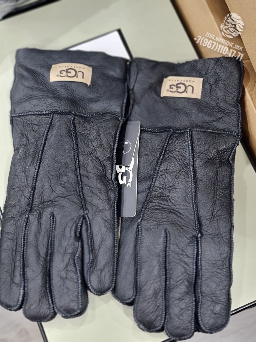Перчатки Ugg
