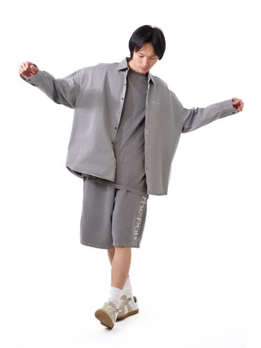 Серая оверсайз футболка с логотипом