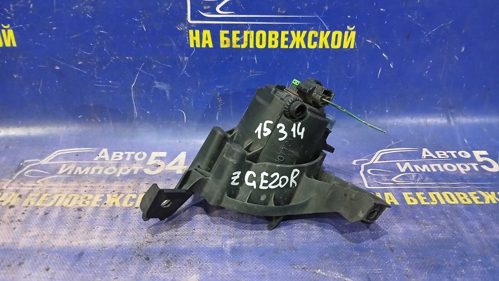 Туманка правая TOYOTA WISH 2009-2012