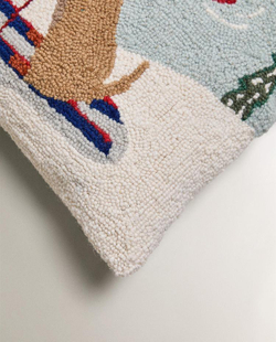 ZARA HOME РОЖДЕСТВЕНСКИЙ ЧЕХОЛ НА ПОДУШКУ С ВЫШИВКОЙ "ТАКСА", ЭКРЮ