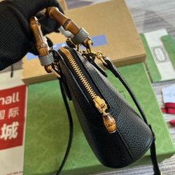 Gucci Diana Mini Tote Bag 20 cm