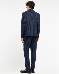 Мужской костюм в полоску Б73