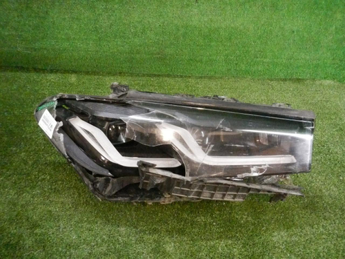 Битая Фара правая BMW 5er G30 (2020-2023) LED