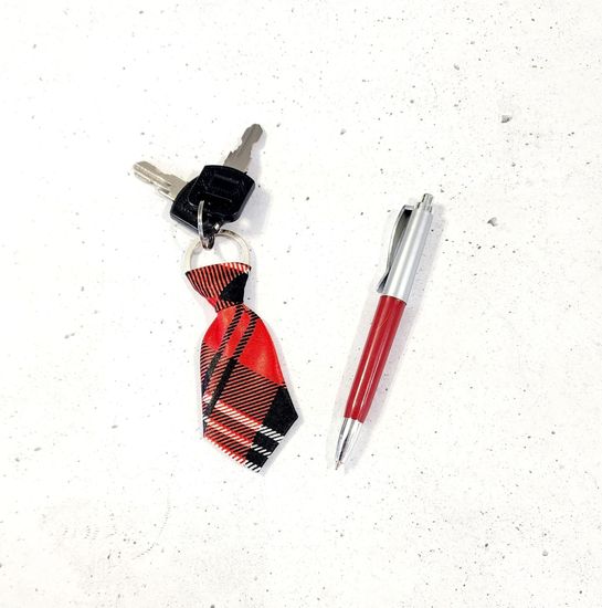 Набор подарочный 2в1 (ручка + брелок - галстук)