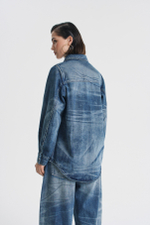 Джинсовая рубашка acid wash