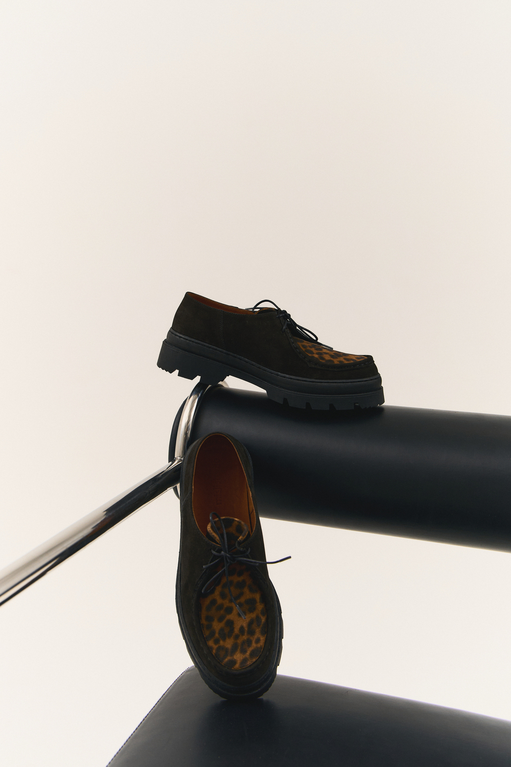 MocToe Brown Leo